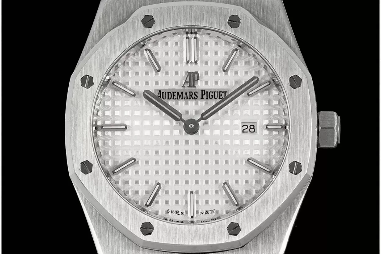 Royal Oak Ladies 67650 33mm SS / SS White ZF Swiss Qtz - Image 3