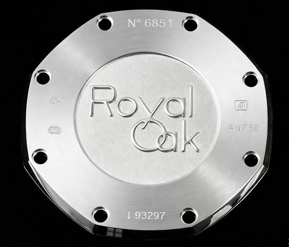 Royal Oak Ladies 67650 33mm RG / SS White ZF Swiss Qtz - Image 9