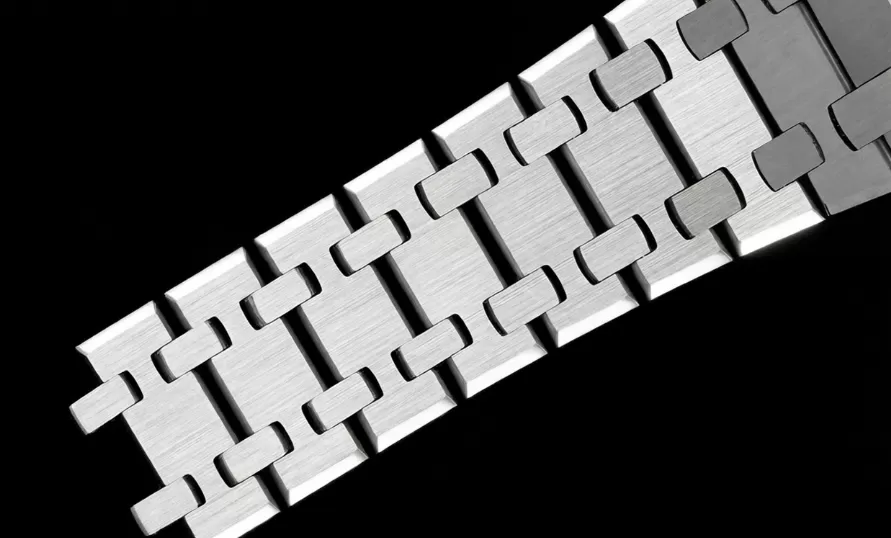 Royal Oak Ladies 67650 33mm SS / SS White ZF Swiss Qtz - Image 15
