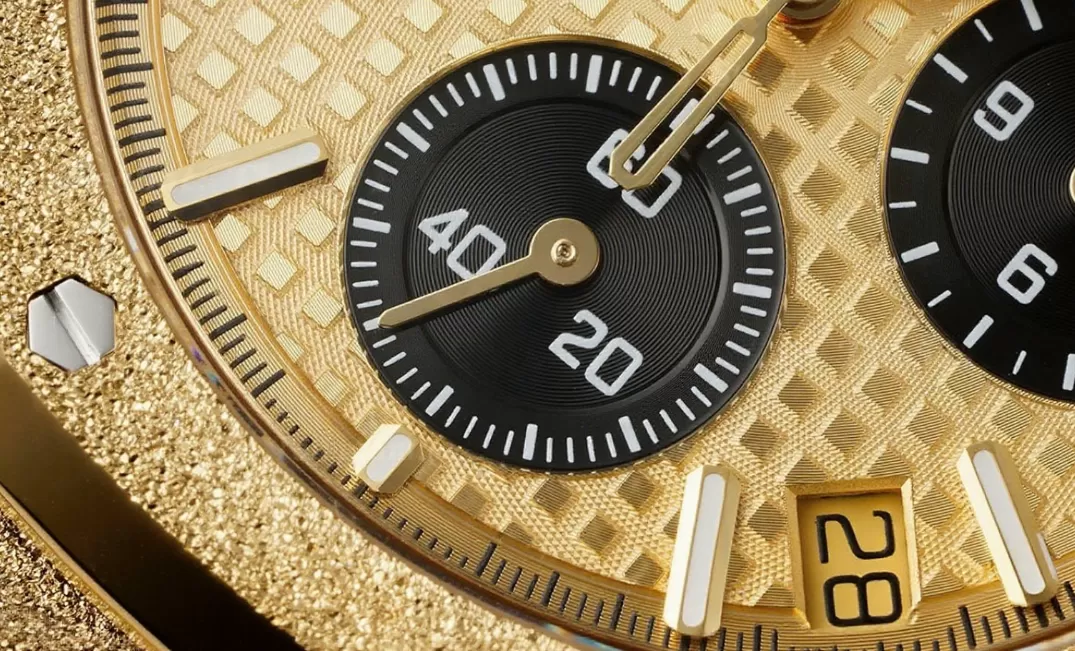 Royal Oak Chrono 26240BA Frosted 41mm YG / YG Gold / Blk APS SH4401 Super Clone - Image 4
