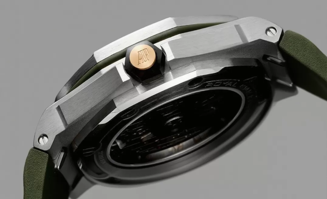 Royal Oak Offshore Diver 15720 42mm SS / RU Green / Stk ZF A4308 - Image 5