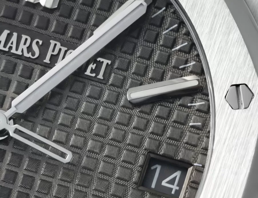 Royal Oak 50th Anniverary 41mm 15510 SS / SS Grey / Stk ZF A4302 - Image 4