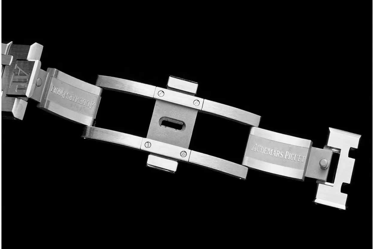 Royal Oak 50th Anniverary 41mm 15510 SS / SS Blue / Stk ZF A4302 - Image 18