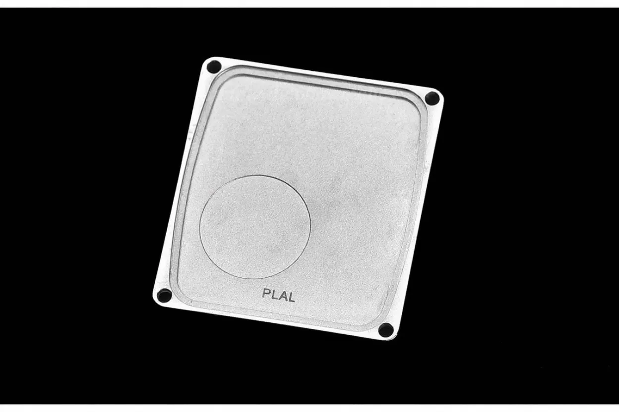 Tank Must Small White Dial On SS Bracelet K11F Quartz - Image 11