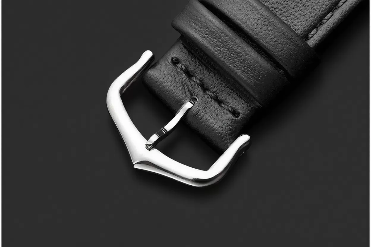 Tank Must SS / LE White Dial On Black Leather Strap K11F Quartz - Image 19