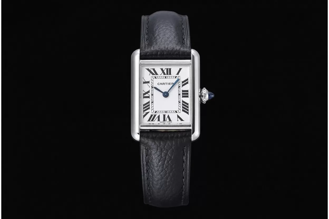 Tank Must 22mm SS / LE White Dial AF Quartz - Image 3