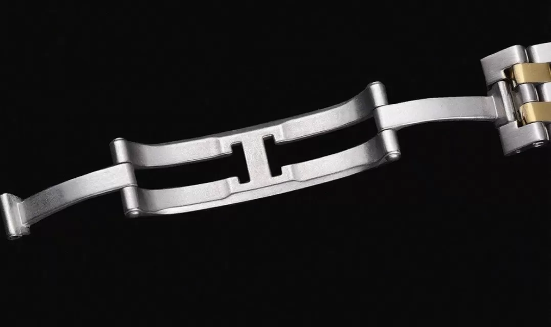 Panthere Secrete De Ladies 27mm YG / SS White Dial 8848F Swiss Qtz - Image 16