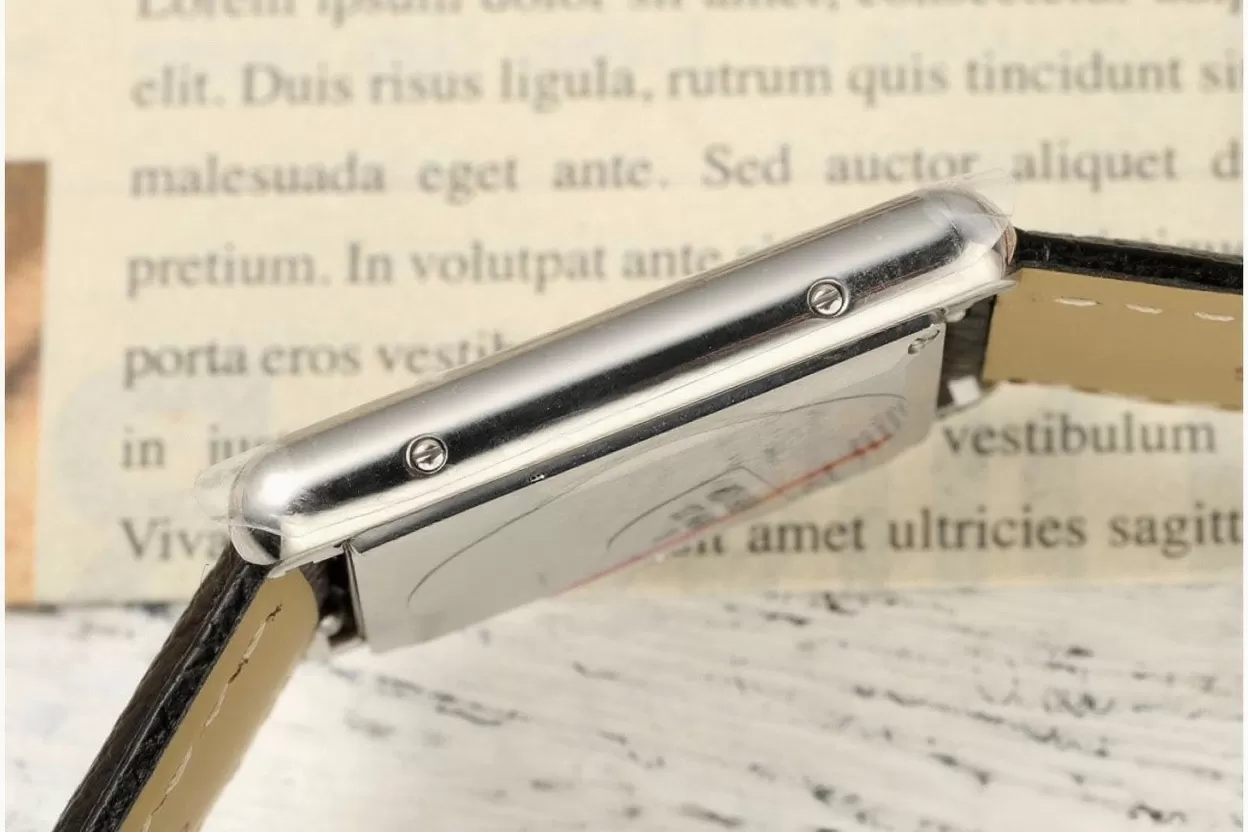 Cartier ?C Tank Must 25.5mm White Dial on Lychee Grain Leather AF Quartz - Image 6