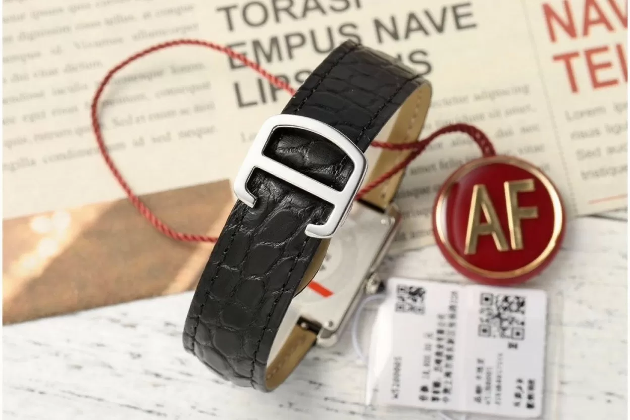 Cartier ?C Tank Solo 24.4mm O SS / LE White Dial AF Quartz - Image 9