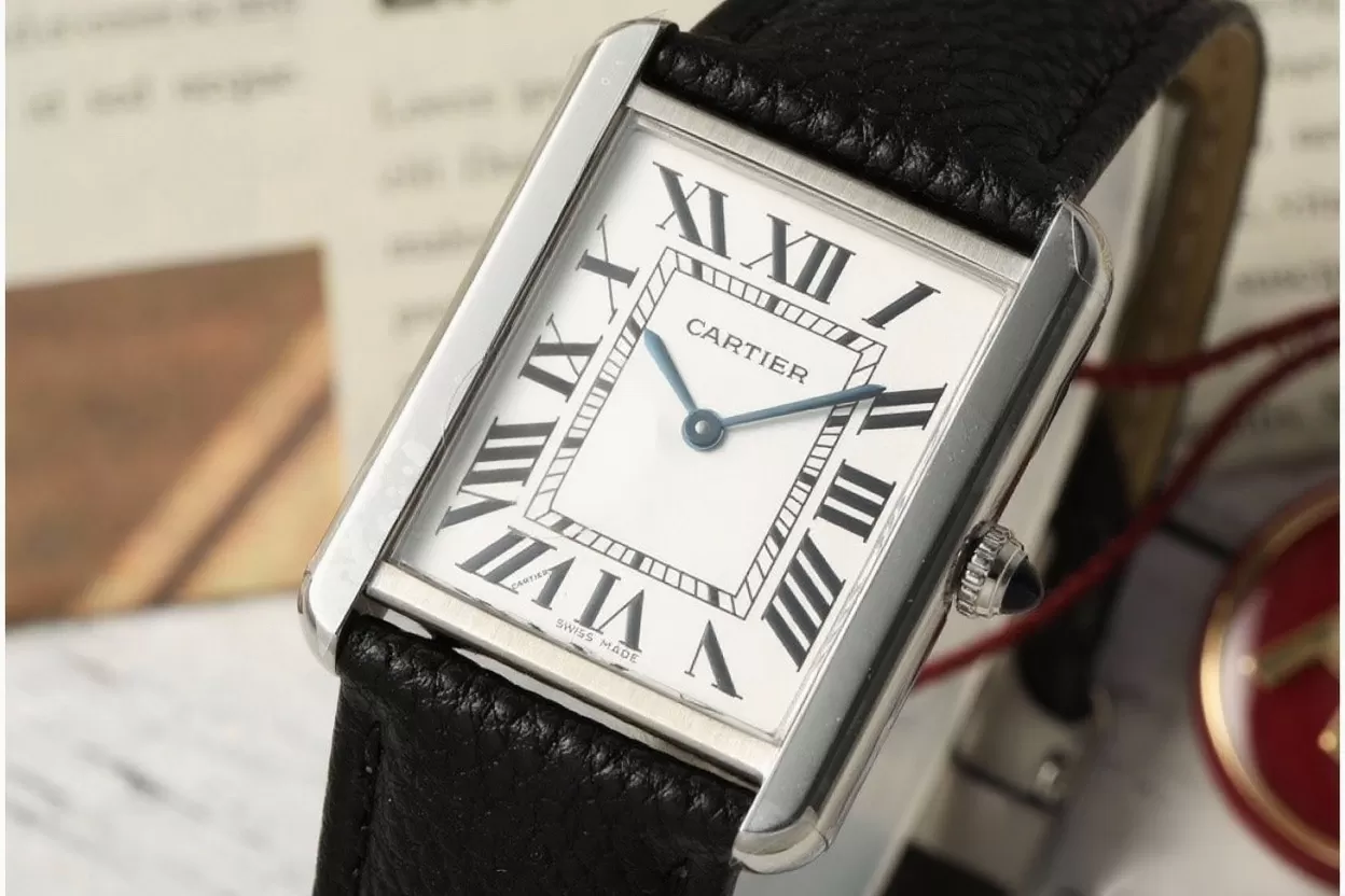 Cartier ?C Tank Solo 27.4mm White Dial on Lychee Grain Leather AF Quartz
