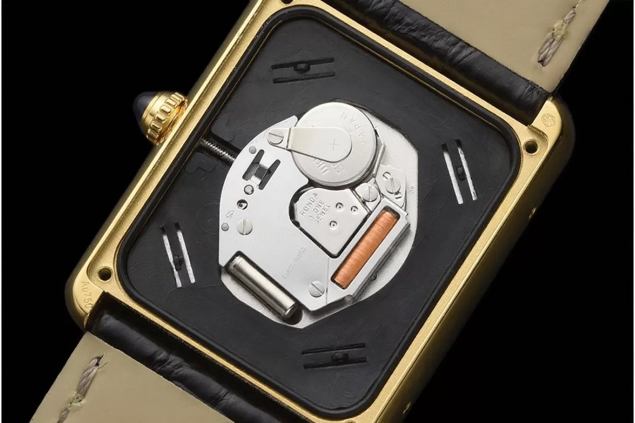 Tank Solo 27.4mm YG / LE White Dial AF Quartz - Image 10