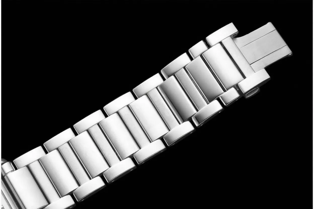 Tank Must 41mm SS / SS Silver Dial AF MY9015 - Image 17