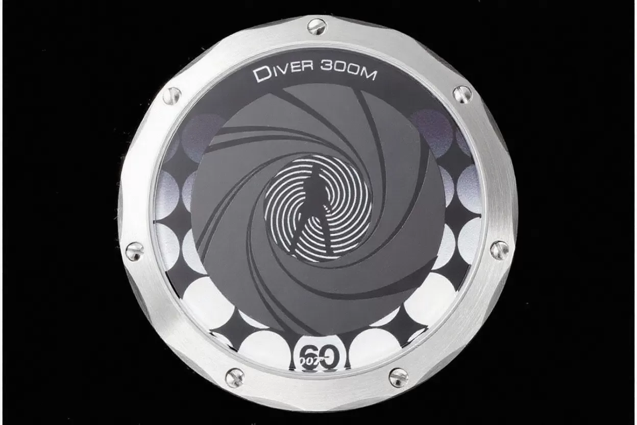 Seamaster 300m James Bond 60th 42mm SS / SS Blue Dial VSF A8806 - Image 9