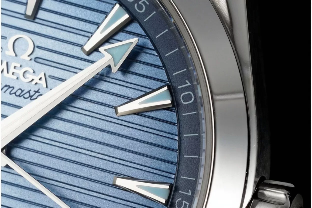 Aqua Terra 150m 41mm SS / SS Blue Dial VSF A8900 - Image 5