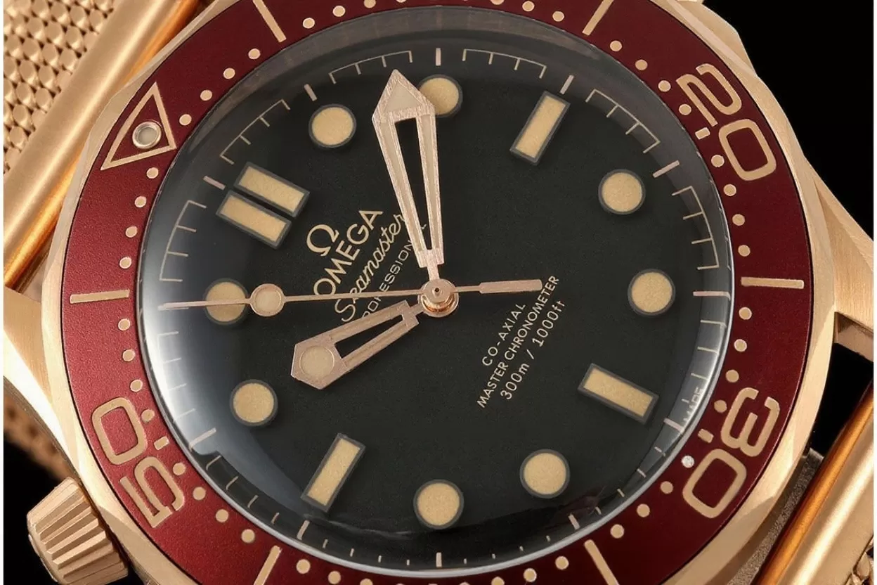Seamaster 300m 2025 42mm RG / RG Black Dial VSF A8806 - Image 4
