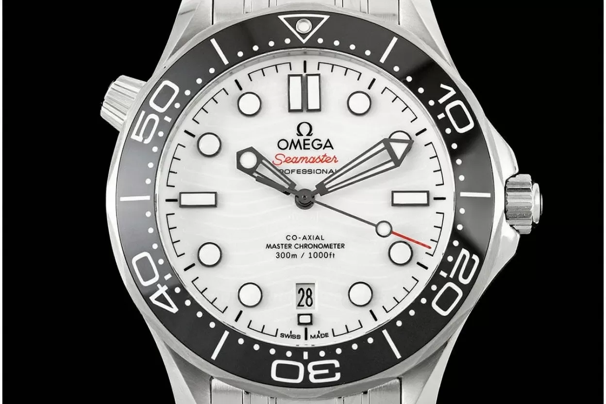 Seamaster 300m 42mm SS / SS White Dial VSF VS8800 Super Clone - Image 3