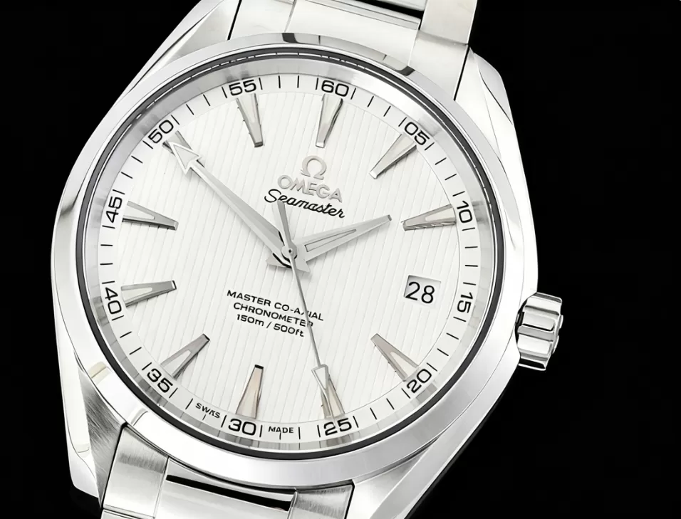 Aqua Terra 150m 41mm SS / SS White VSF A8500