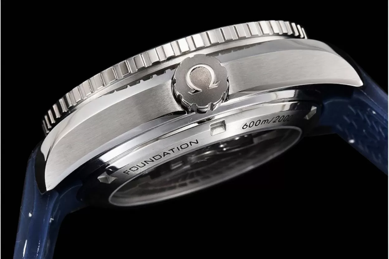 Omega ?C Planet Ocean 600M 43.5mm GMT SS / RU Blue VSF A8605 - Image 5