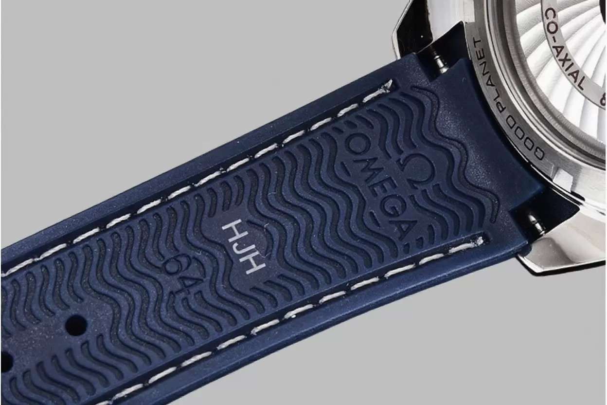 Omega ?C Planet Ocean 600M 43.5mm GMT SS / RU Blue VSF A8605 - Image 8