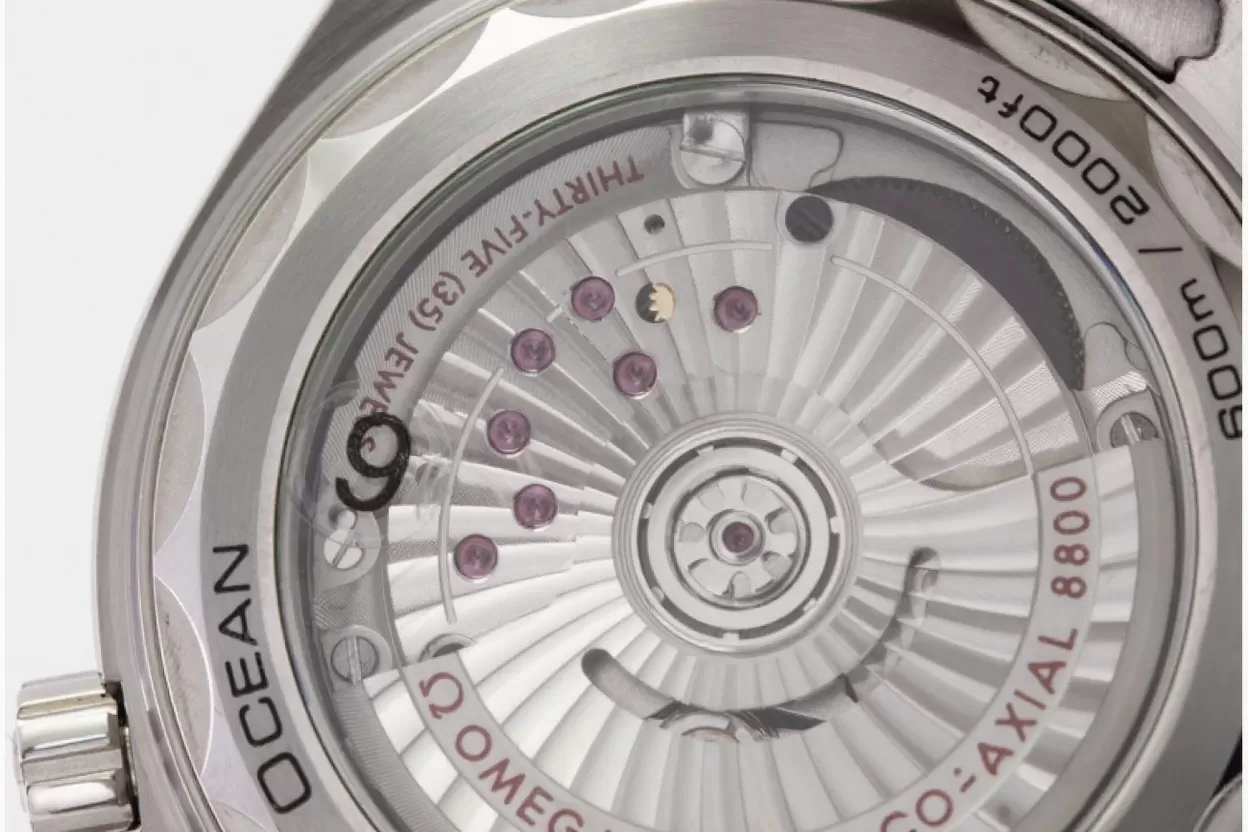 Planet Ocean 600M 39.5mm SS / SS Ladies White Dial VSF A8800 - Image 19