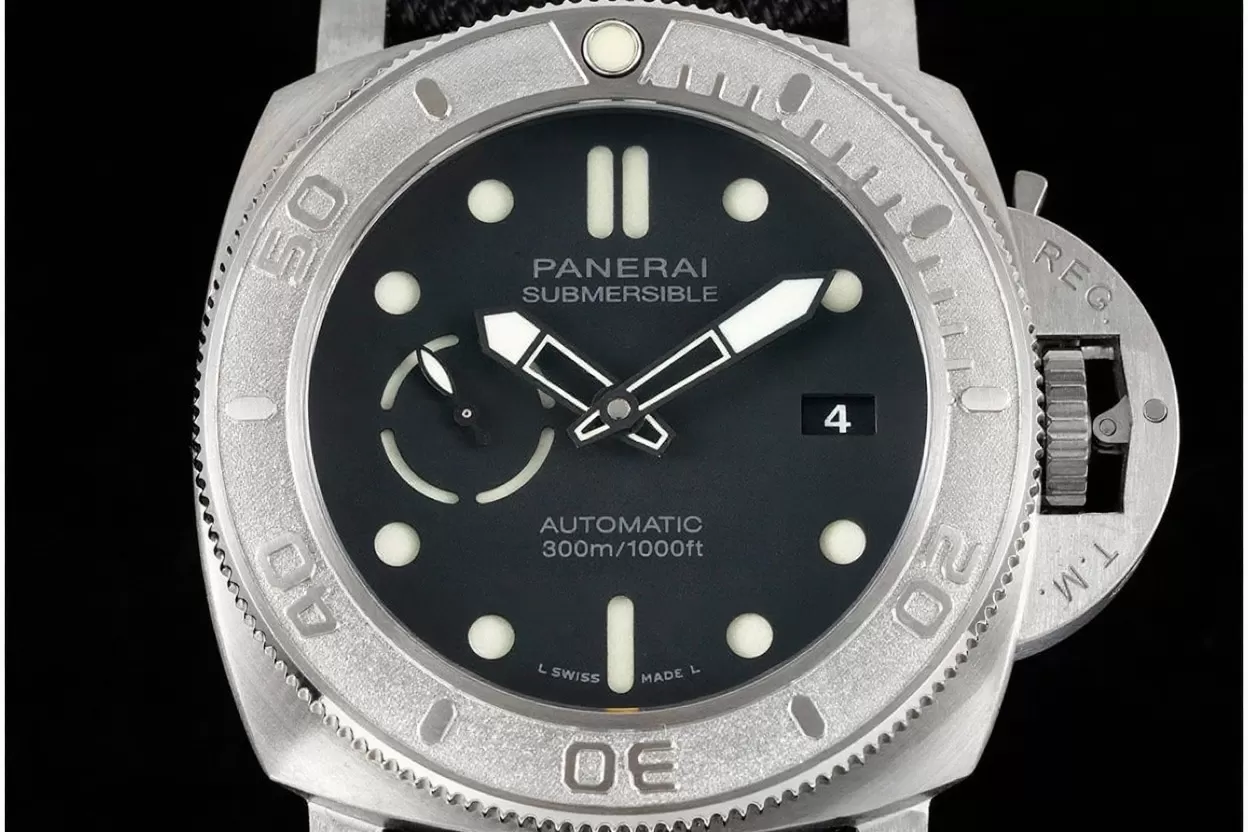 Submersible PAM984 Mike Horn 47mm TI / NY Black Dial VSF P9010 - Image 2