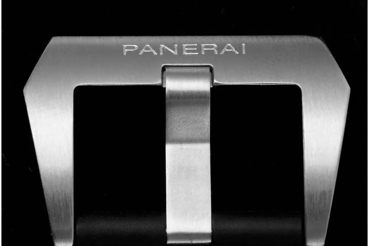 PAM683 Submersible 42mm SS / RU Black VSF P900 - Image 20