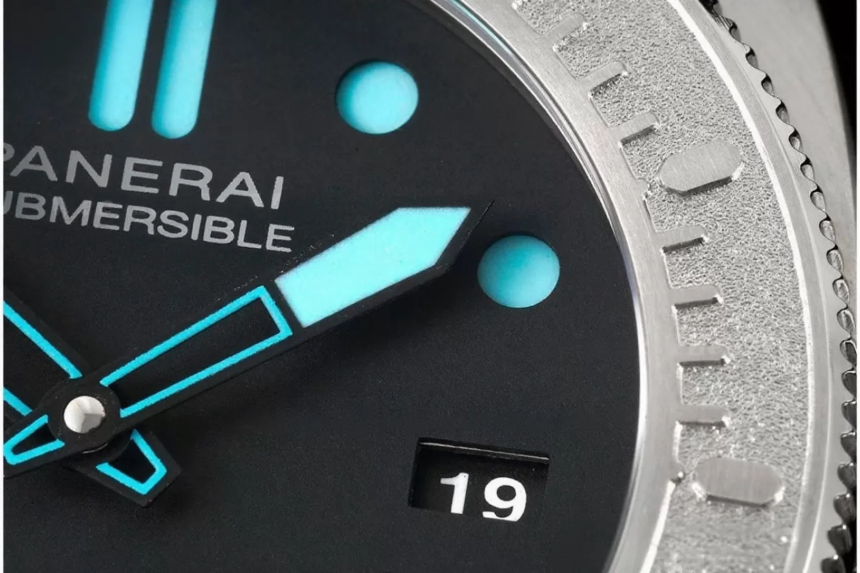 Submersible PAM985 Mike Horn 47mm TI / NY Black Dial VSF P9010 - Image 7