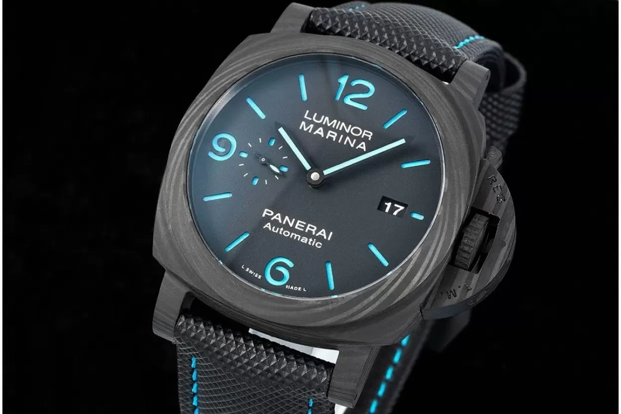 PAM1661 Lum. Carbotech Auto 44mm FC / NY VSF P9010