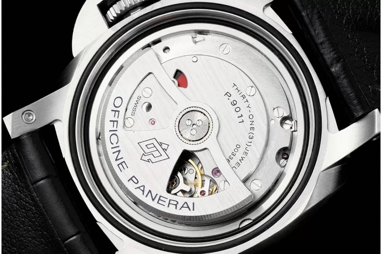 PAM1056 Luminor GMT 44mm SS / LE Green VSF P9011 Super Clone - Image 10