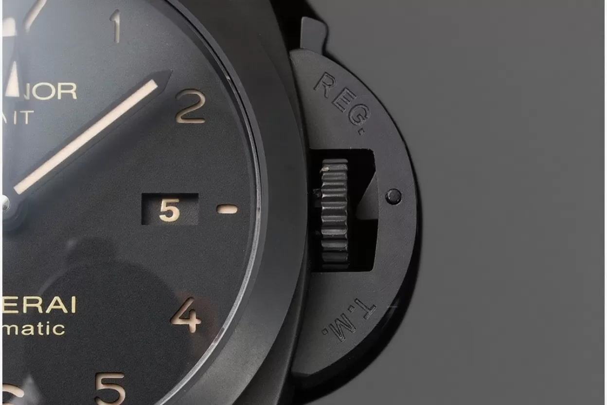 PAM1441 Luminor 3 Days GMT 44mm CER / LE VSF P9010 - Image 7