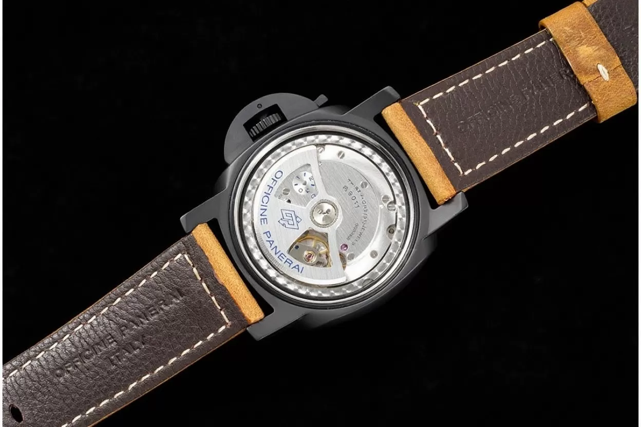 PAM1441 Luminor 3 Days GMT 44mm CER / LE VSF P9010 - Image 11