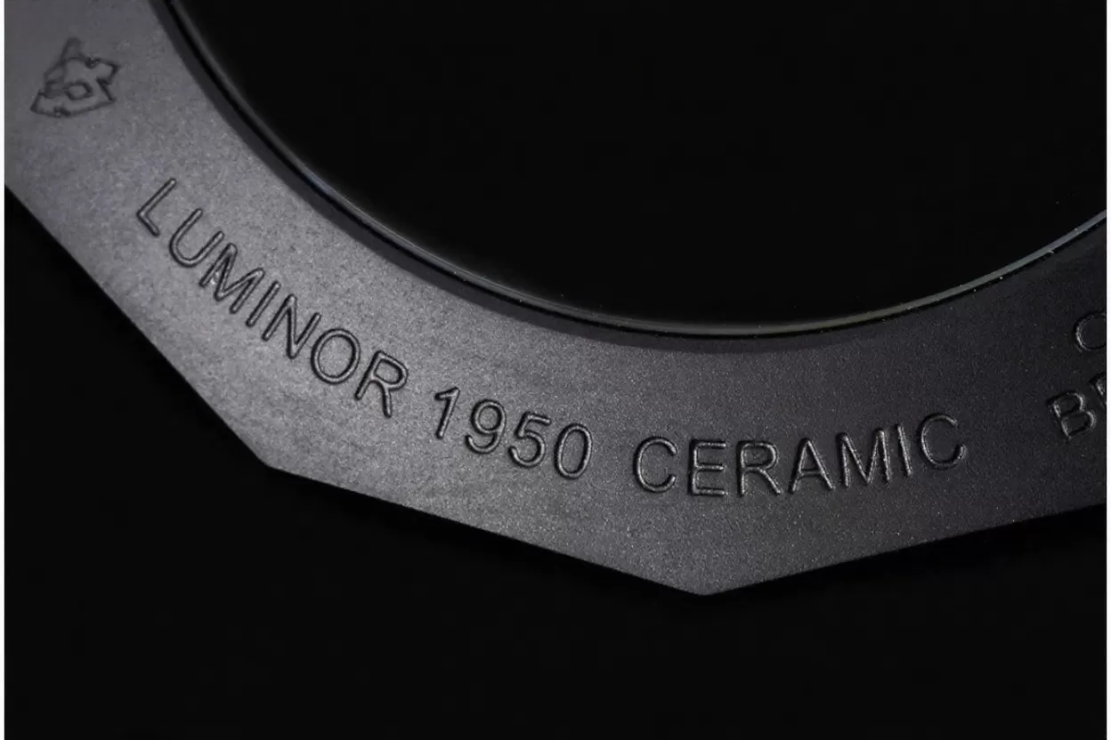 Luminor PAM441 GMT 44mm Ceramic / LE Black Dial SBF P9001 - Image 16