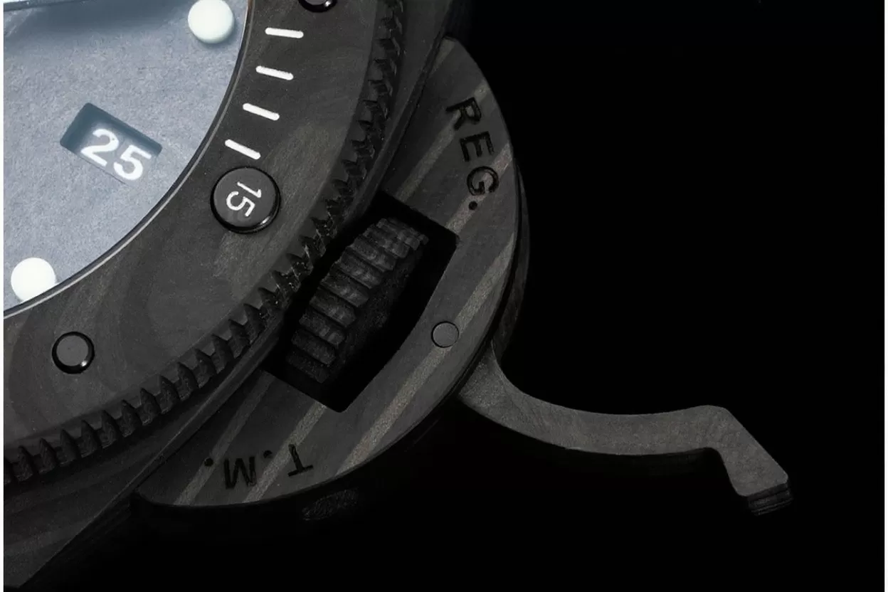 Submersible PAM979 47mm Carbon / RU Carbon Dial VSF P9010 - Image 9