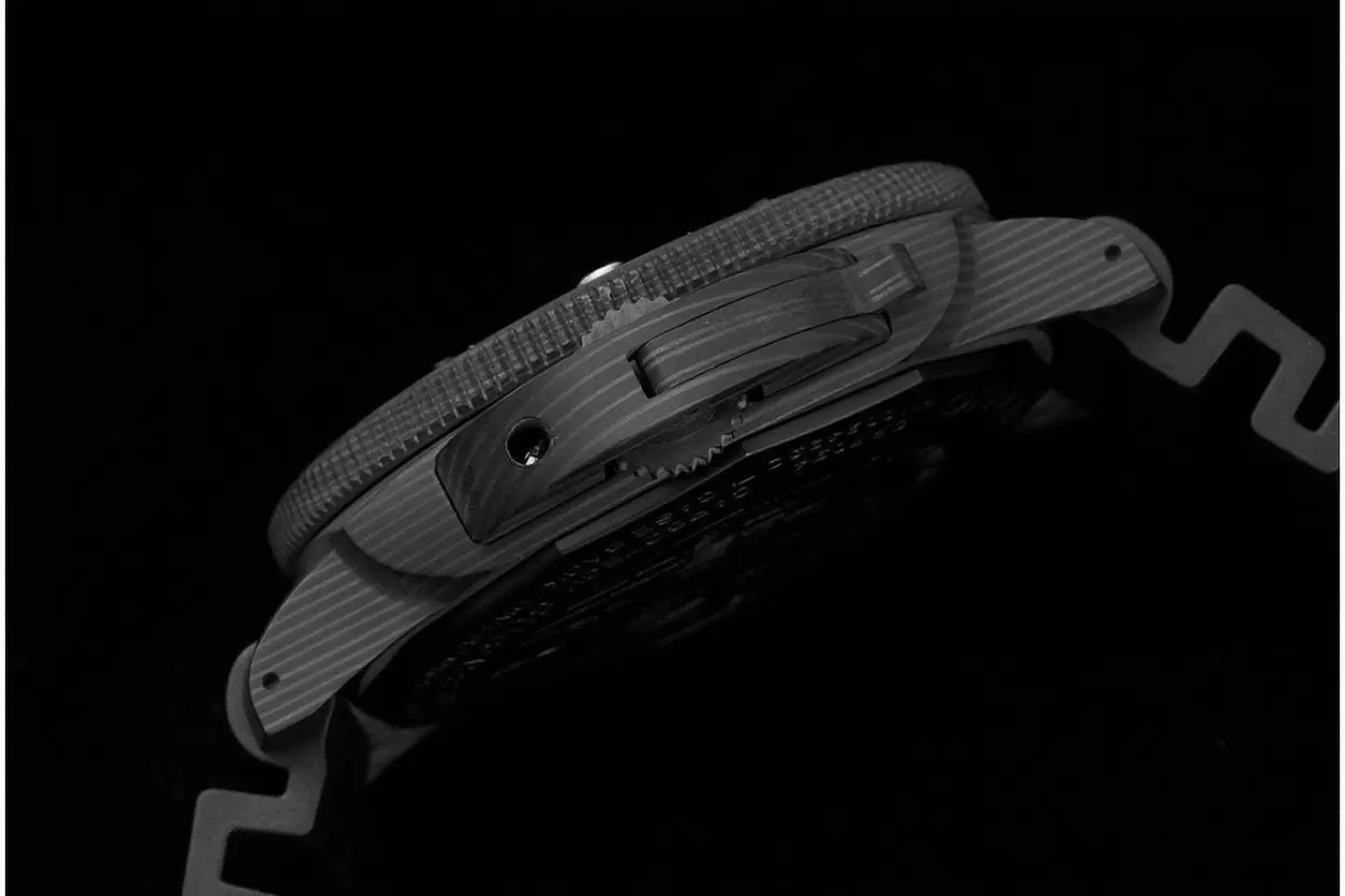 Submersible PAM979 47mm Carbon / RU Carbon Dial VSF P9010 - Image 11