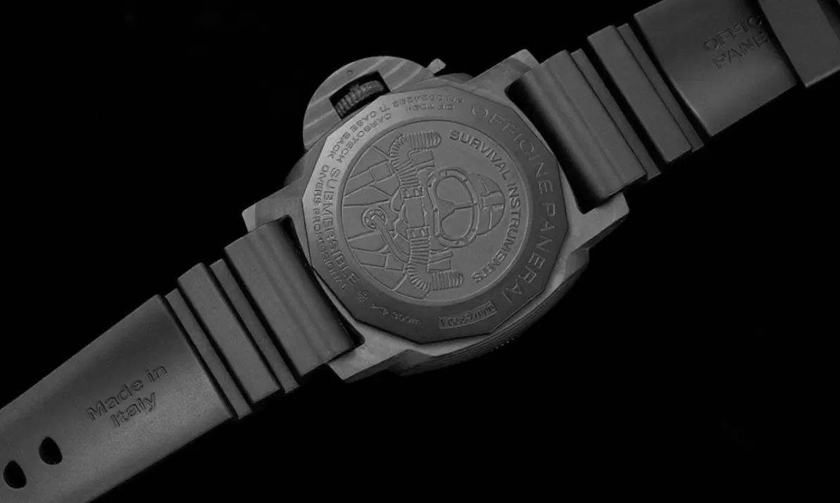 Submersible PAM979 47mm Carbon / RU Carbon Dial VSF P9010 - Image 13