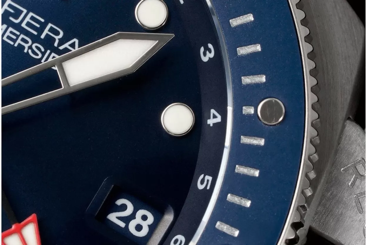 Submersible PAM1507 Luna Rossa 42mm SS / RU Blue Dial VSF P900 - Image 7