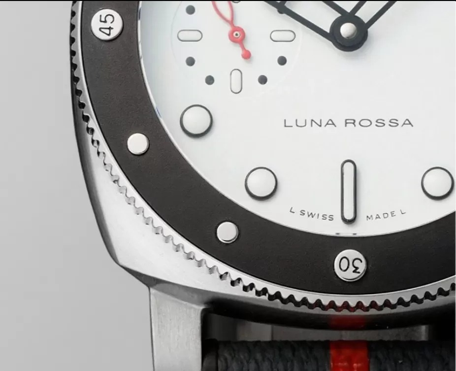 Submersible PAM1579 Luna Rossa 42mm SS / RU White Dial VSF P900 - Image 5
