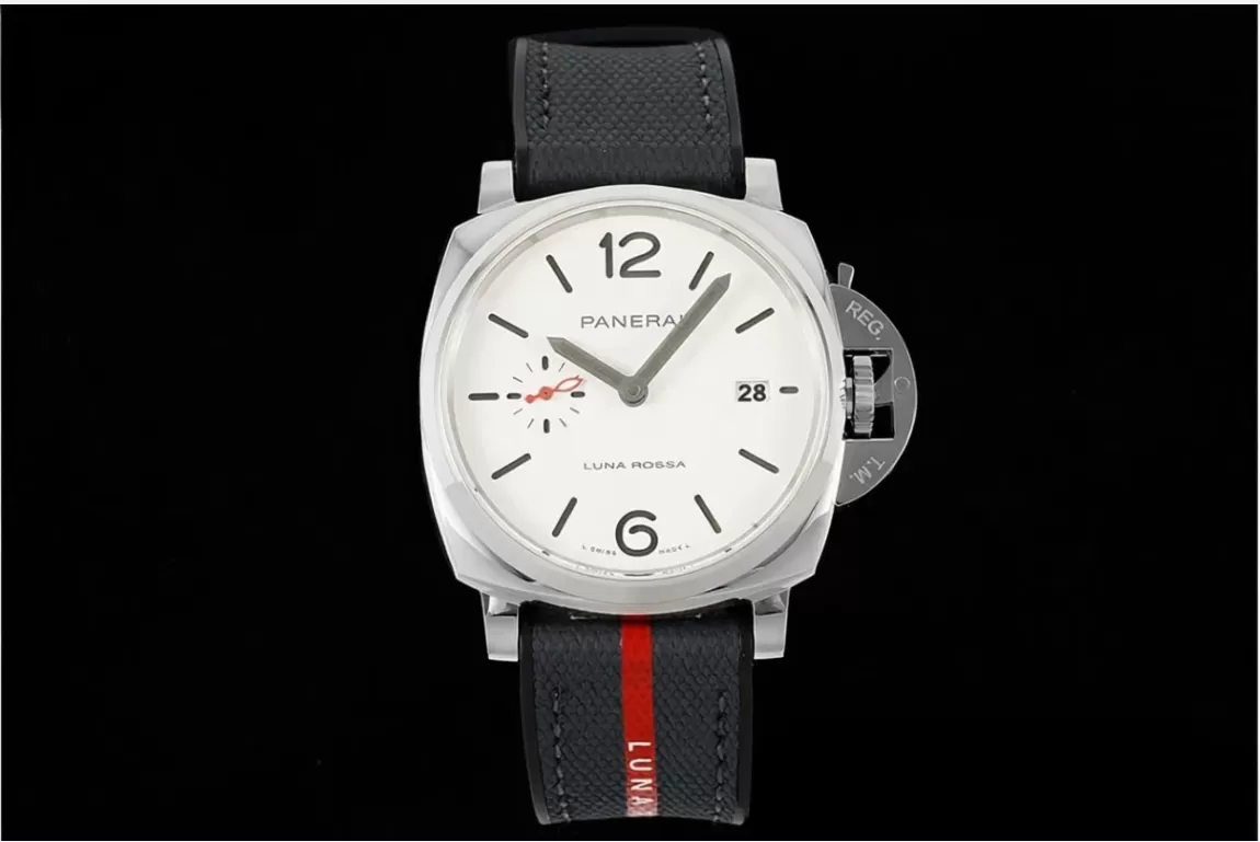 Luminor Due PAM1381 Luna Rossa 42mm SS / RU White Dial VSF P900