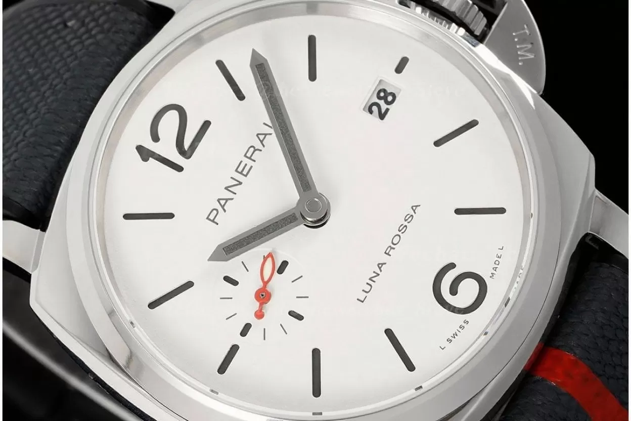 Luminor Due PAM1381 Luna Rossa 42mm SS / RU White Dial VSF P900 - Image 3