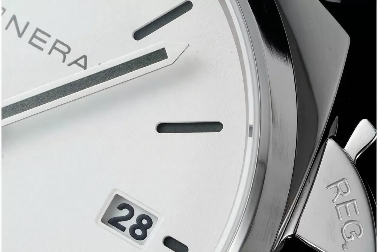 Luminor Due PAM1381 Luna Rossa 42mm SS / RU White Dial VSF P900 - Image 4