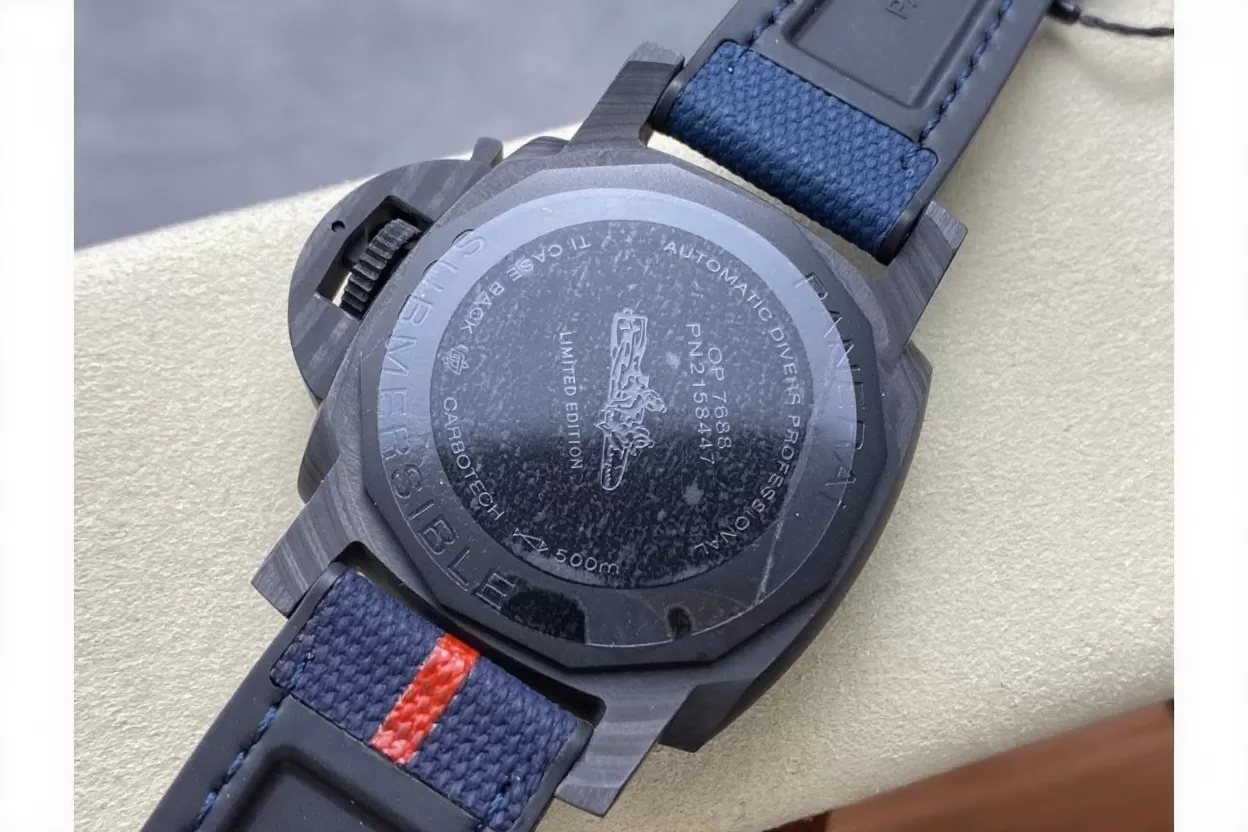 Submersible PAM1563 42mm Carbon / NY Blue Dial VSF P900 - Image 7