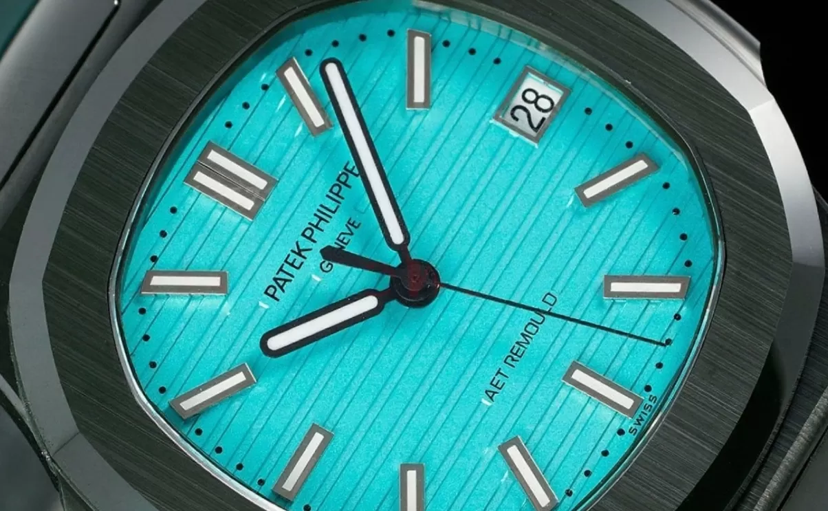 Nautilus AET 5711 40mm Cer / RU Tiffany Blue Dial AMGF MY9015 - Image 4