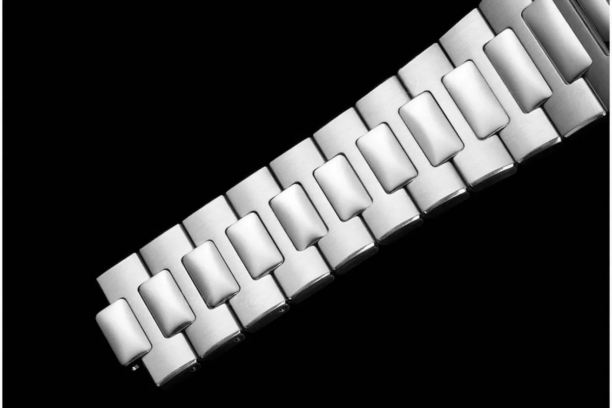 Nautilus 5711 40mm SS / SS White Dial PPF V6 A330 - Image 15
