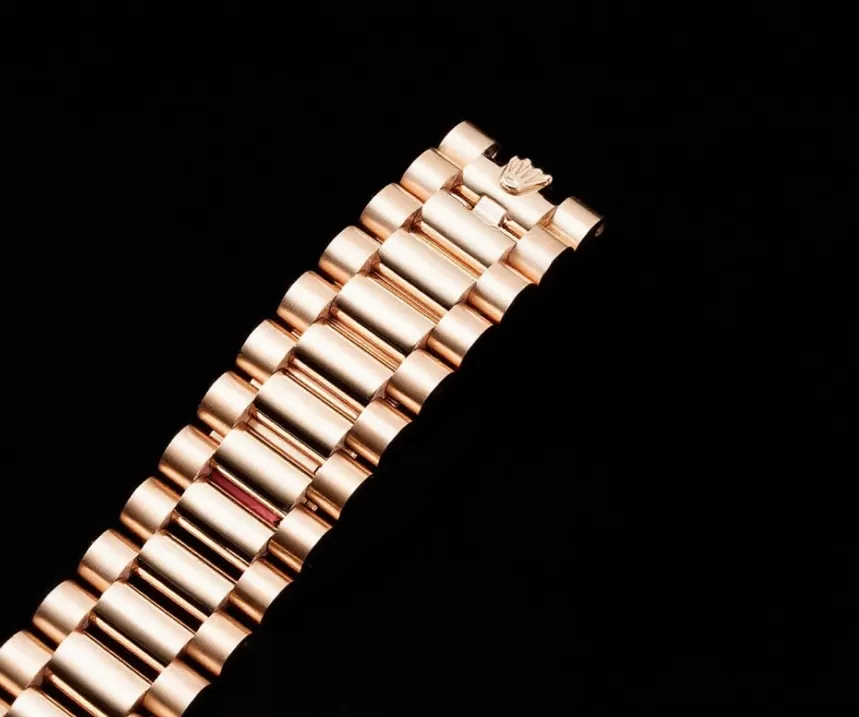 DayDate 40mm RG / RG White / Rmn EWF A2836 - Image 24