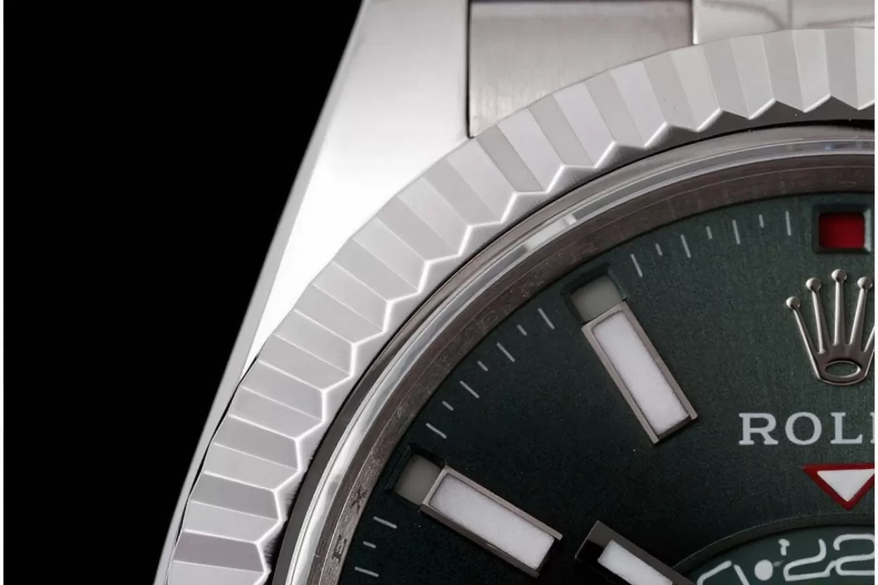 SkyDweller 326934 42mm SS / SS Green Dial ZF A2824 - Image 5