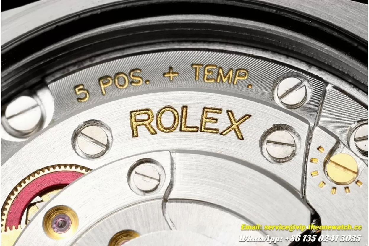 DayDate 128239 36mm SS / SS Silver / Stk QF V3 VR3255(Gain Weight) - Image 16