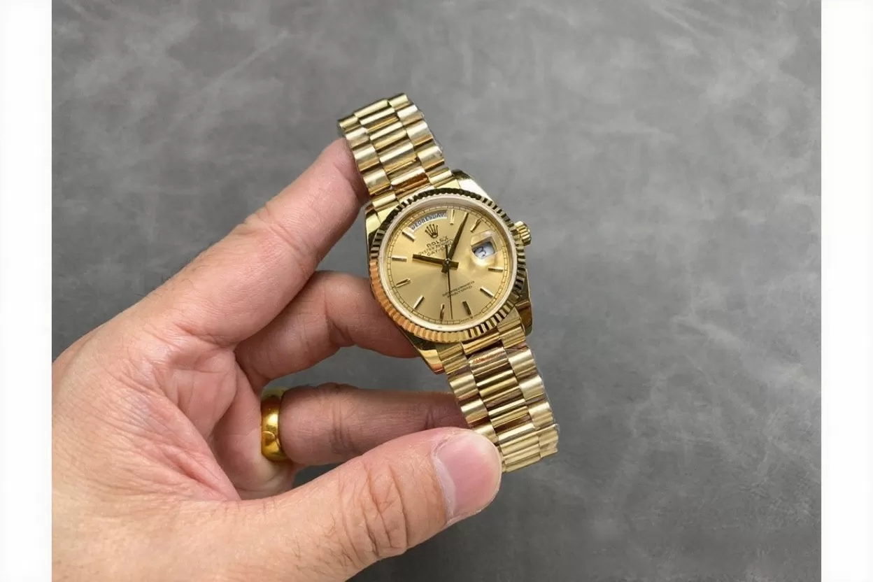 DayDate 128238 36mm YG / YG Gold / Stk QF V3 VR3255(Gain Weight) - Image 4
