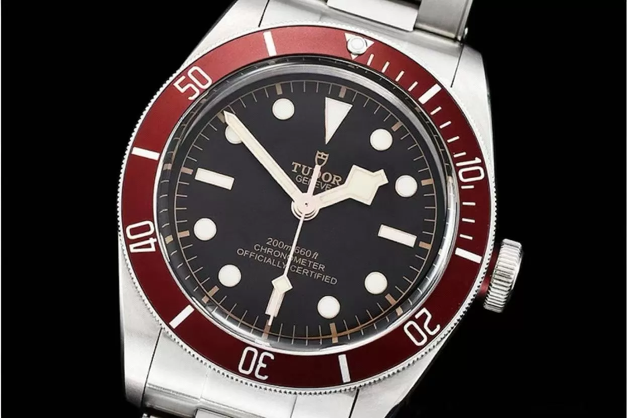 Heritage Black Bay Shield 41mm SS / SS Red / Blk ZF Asia 2824 - Image 4