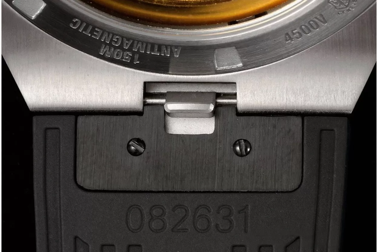 Overseas 4500V SS / RU Black / Stk ZF A5100 - Image 14