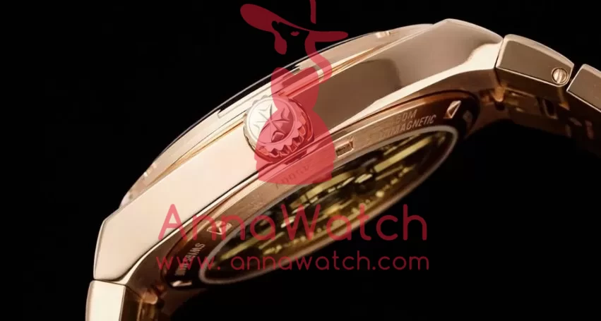 Overseas 4500V 41mm RG / RG White Dial 8F A5100 - Image 6
